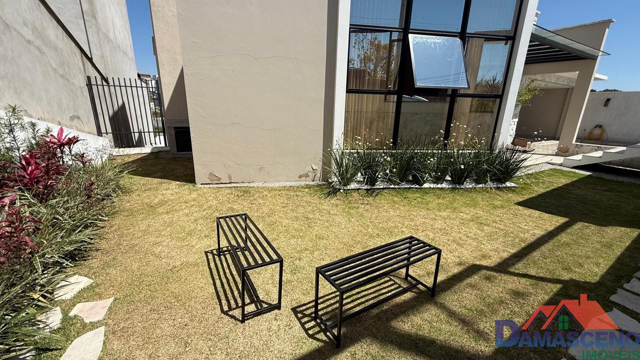 WhatsApp Image 2025-10-23 at 17.19.17 (4)