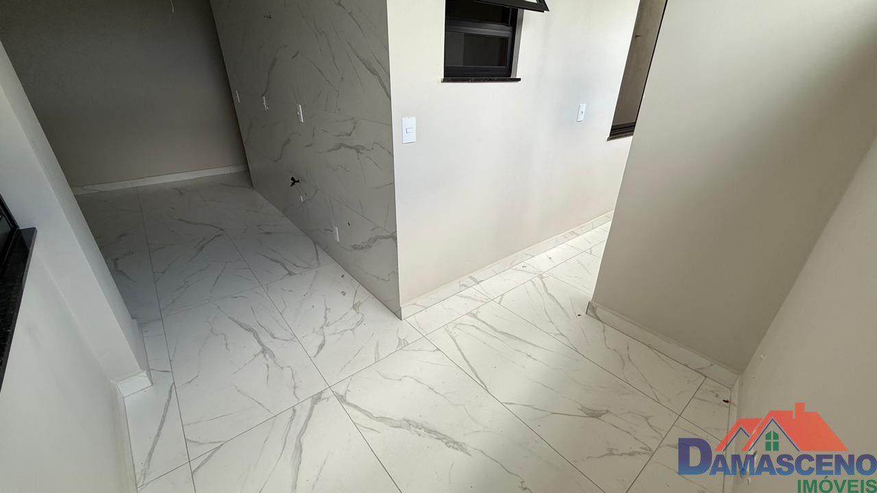 WhatsApp Image 2025-11-19 at 16.10.02 (2)