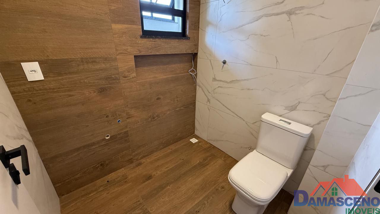 WhatsApp Image 2025-11-19 at 16.10.02 (7)