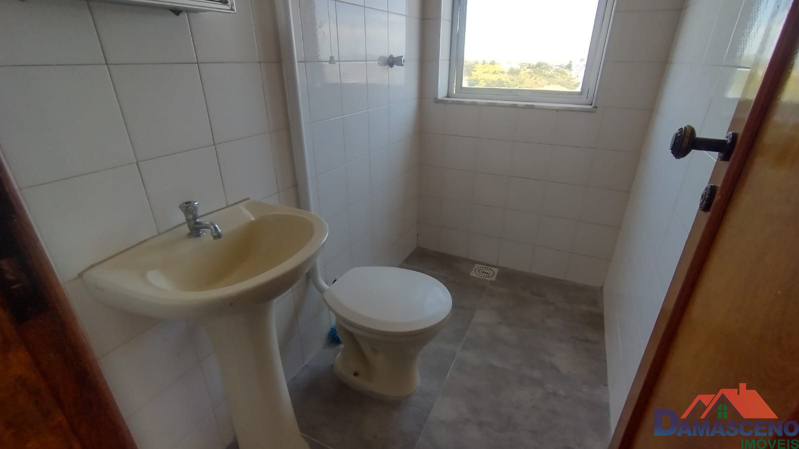 WhatsApp Image 2025-11-21 at 13.24.02 (2)