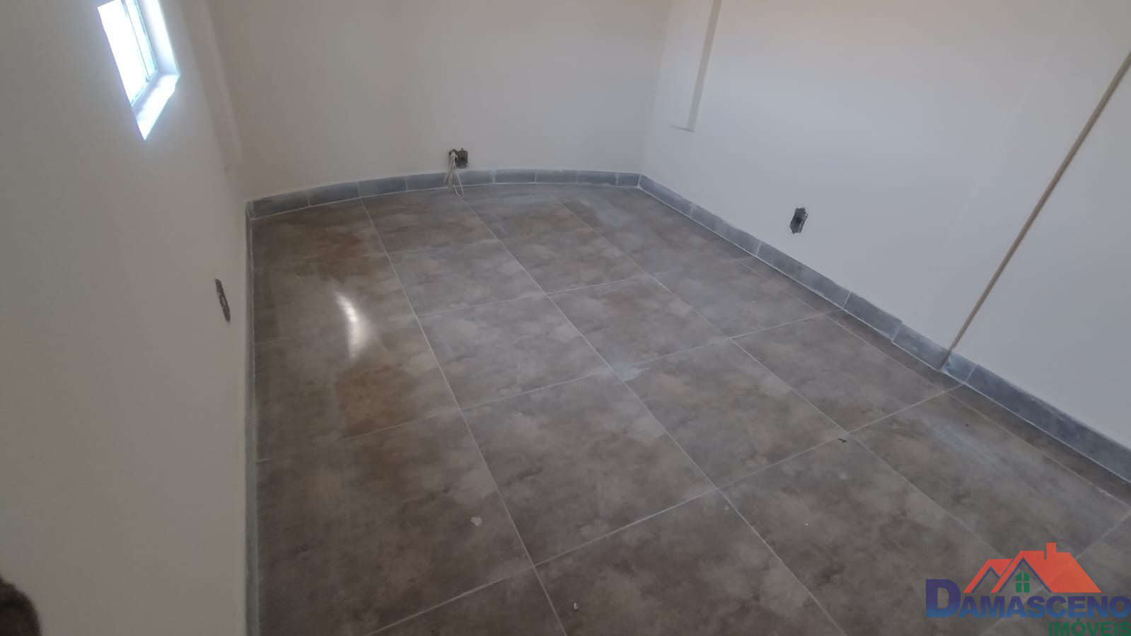 WhatsApp Image 2025-11-21 at 13.24.02 (4)