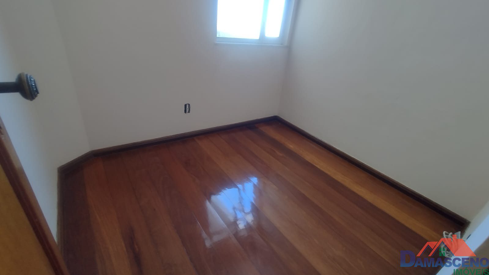 WhatsApp Image 2025-11-21 at 13.24.03 (2)