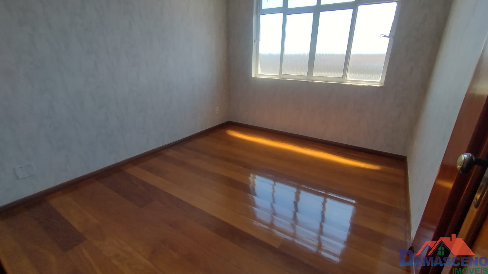 WhatsApp Image 2025-11-21 at 13.24.03 (4)