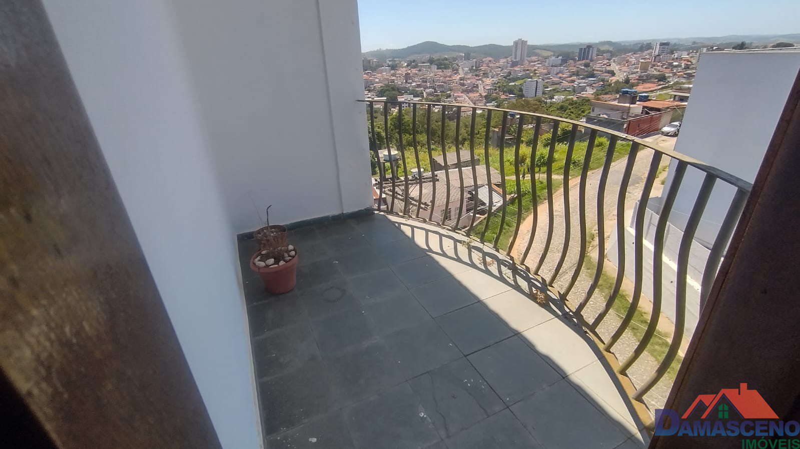 WhatsApp Image 2025-11-21 at 13.24.05 (3)