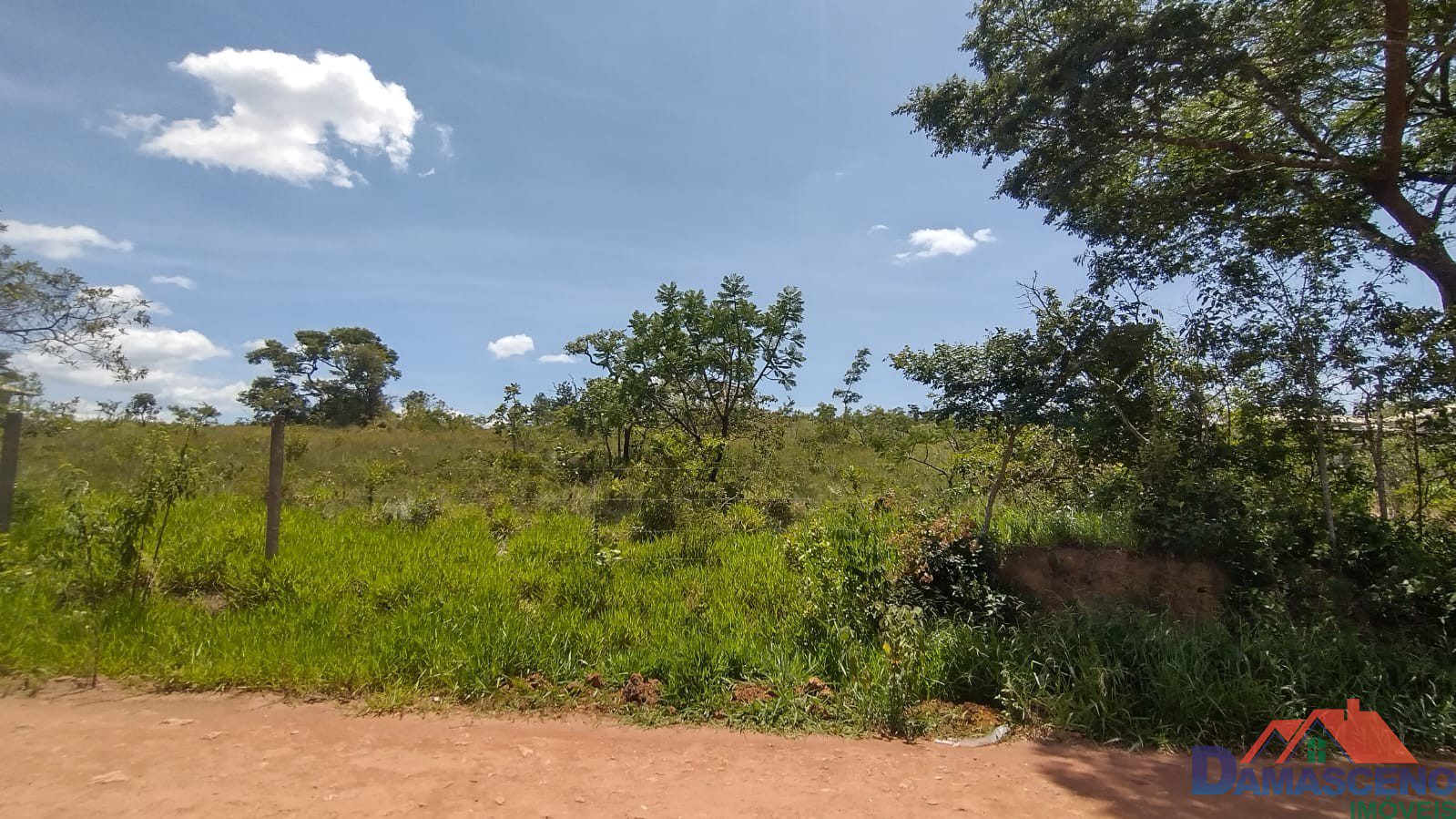 WhatsApp Image 2025-12-12 at 13.05.27 (2)