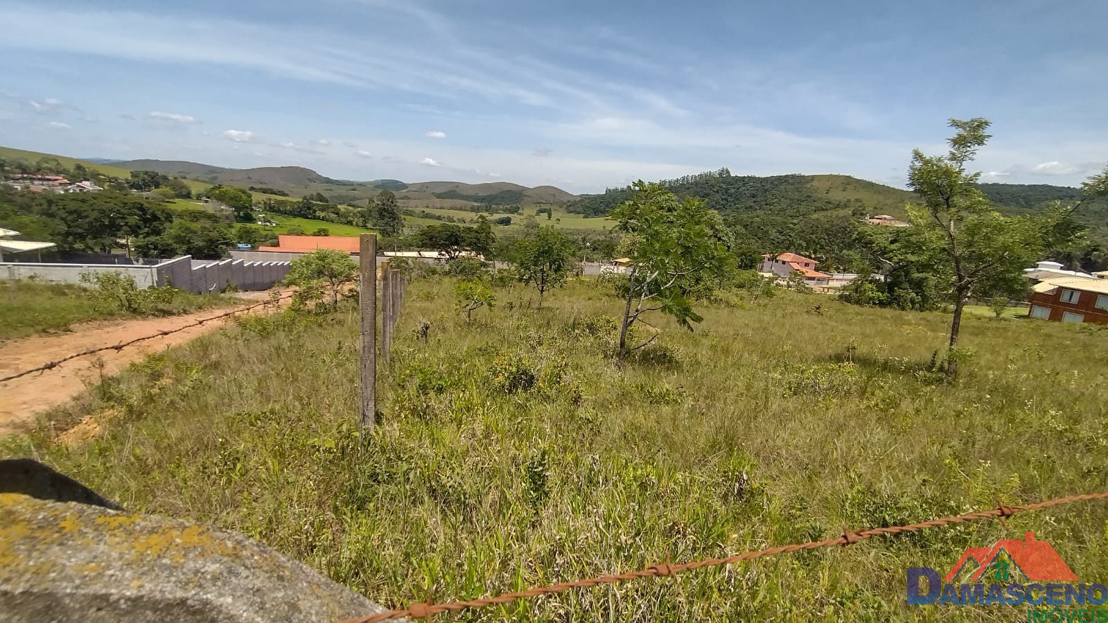 WhatsApp Image 2025-12-12 at 13.05.28 (3)