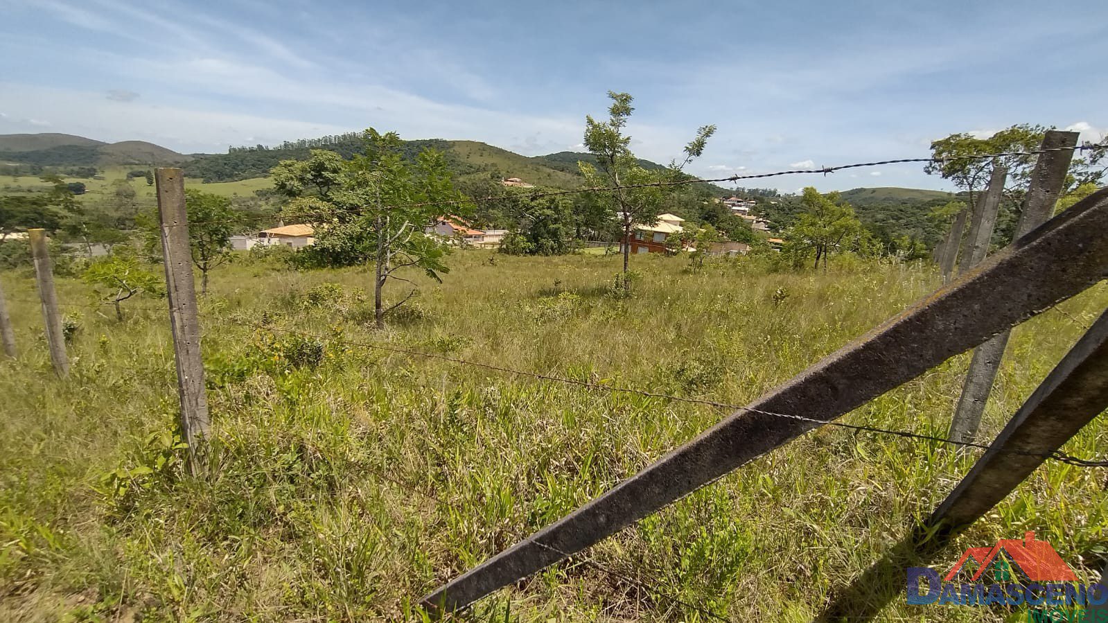 WhatsApp Image 2025-12-12 at 13.05.28 (4)