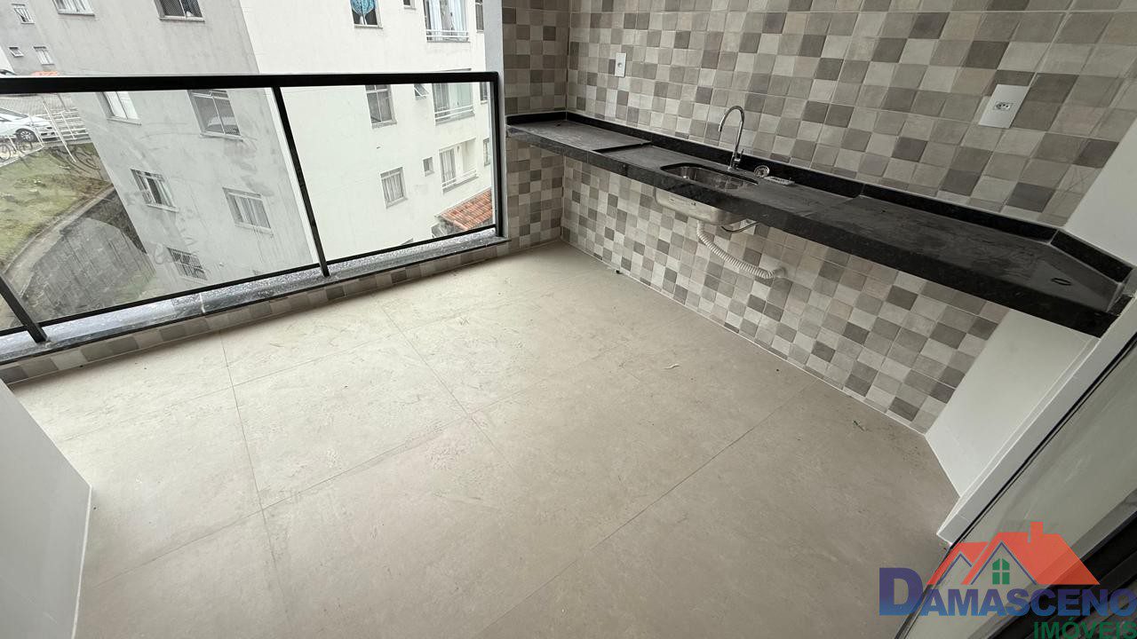 WhatsApp Image 2025-11-17 at 16.33.10 (1)