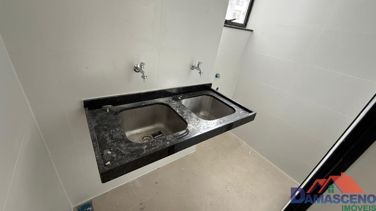 WhatsApp Image 2025-11-17 at 16.33.10 (3)