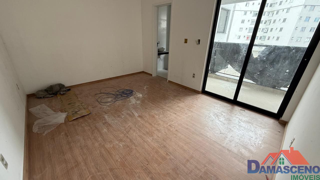 WhatsApp Image 2025-11-17 at 16.33.10 (5)