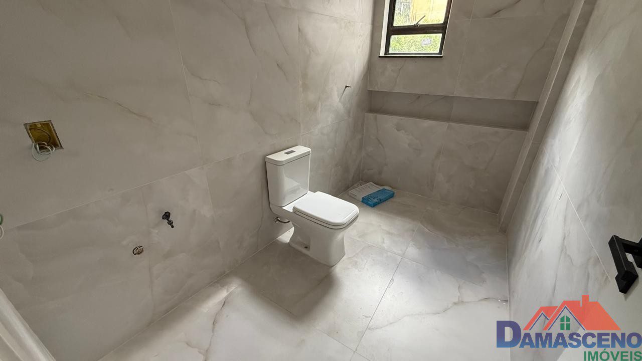 WhatsApp Image 2025-11-19 at 16.11.37 (4)