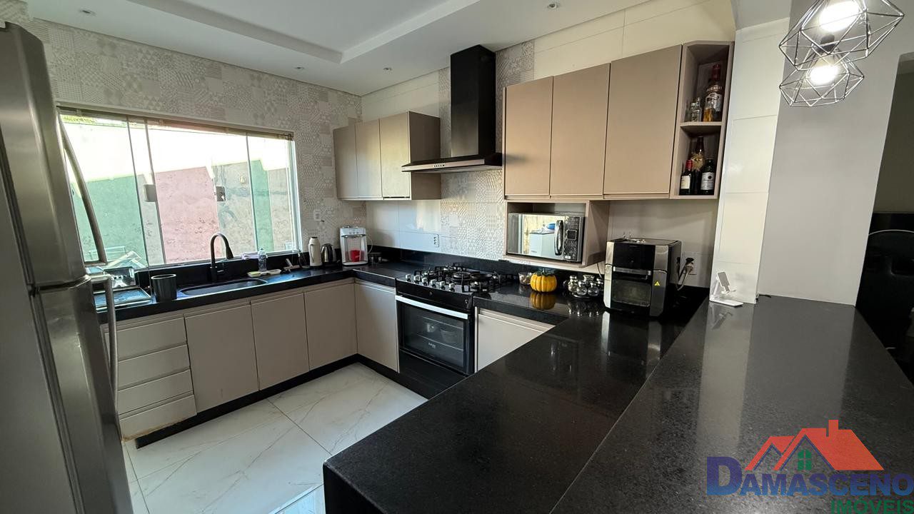 WhatsApp Image 2025-11-28 at 16.06.31