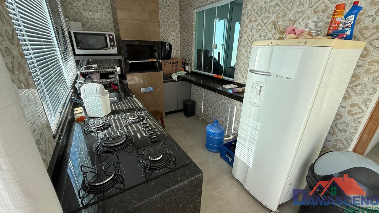 WhatsApp Image 2025-11-28 at 16.07.02 (2)