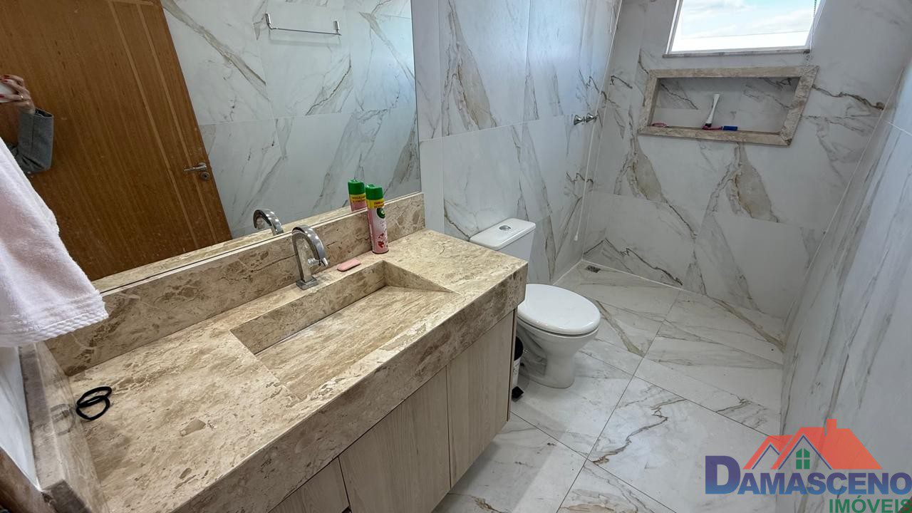 WhatsApp Image 2025-11-28 at 16.07.03 (1)