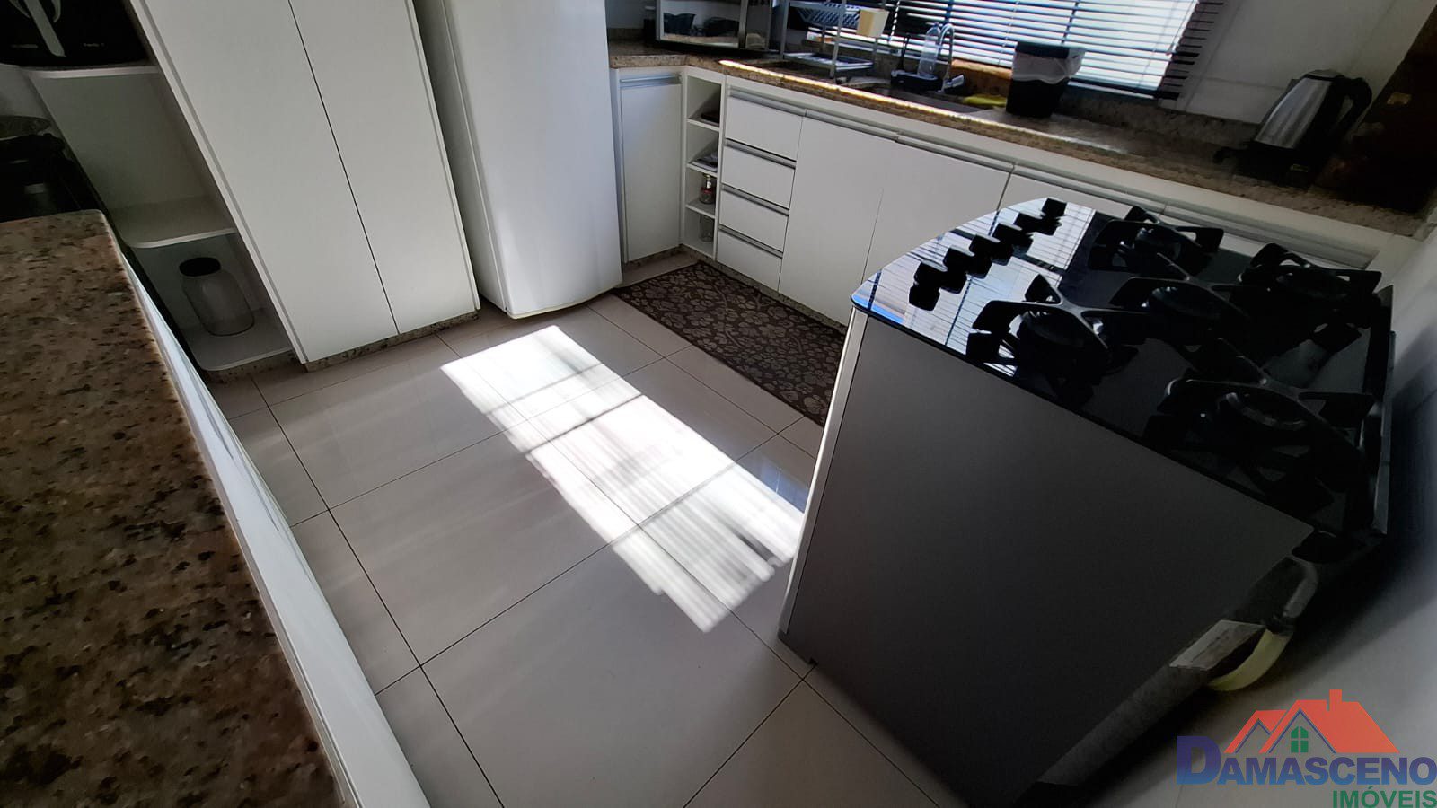 WhatsApp Image 2025-12-22 at 15.59.53 (1)